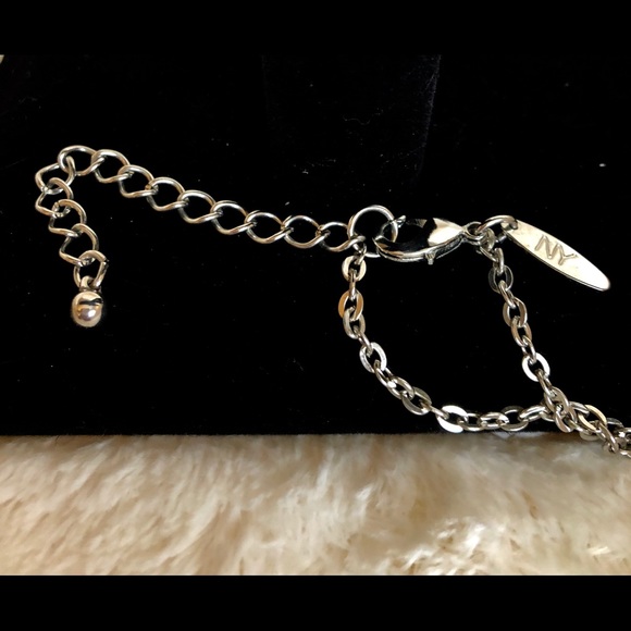 New York and company necklace and earrings - Picture 6 of 7
